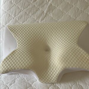 HOMCA Memory Foam Cervical Pillow